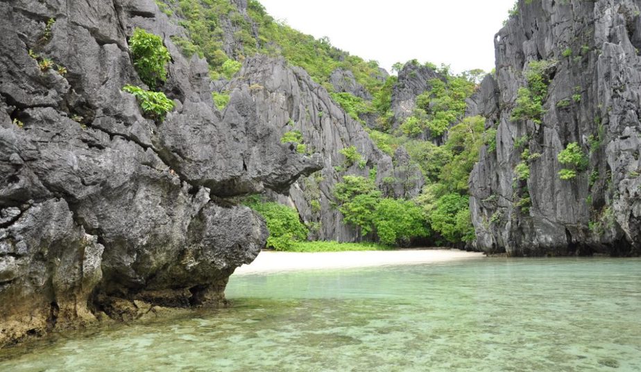 El Nido Island Hopping Tour A - El Nido, Palawan Tour Photo 1